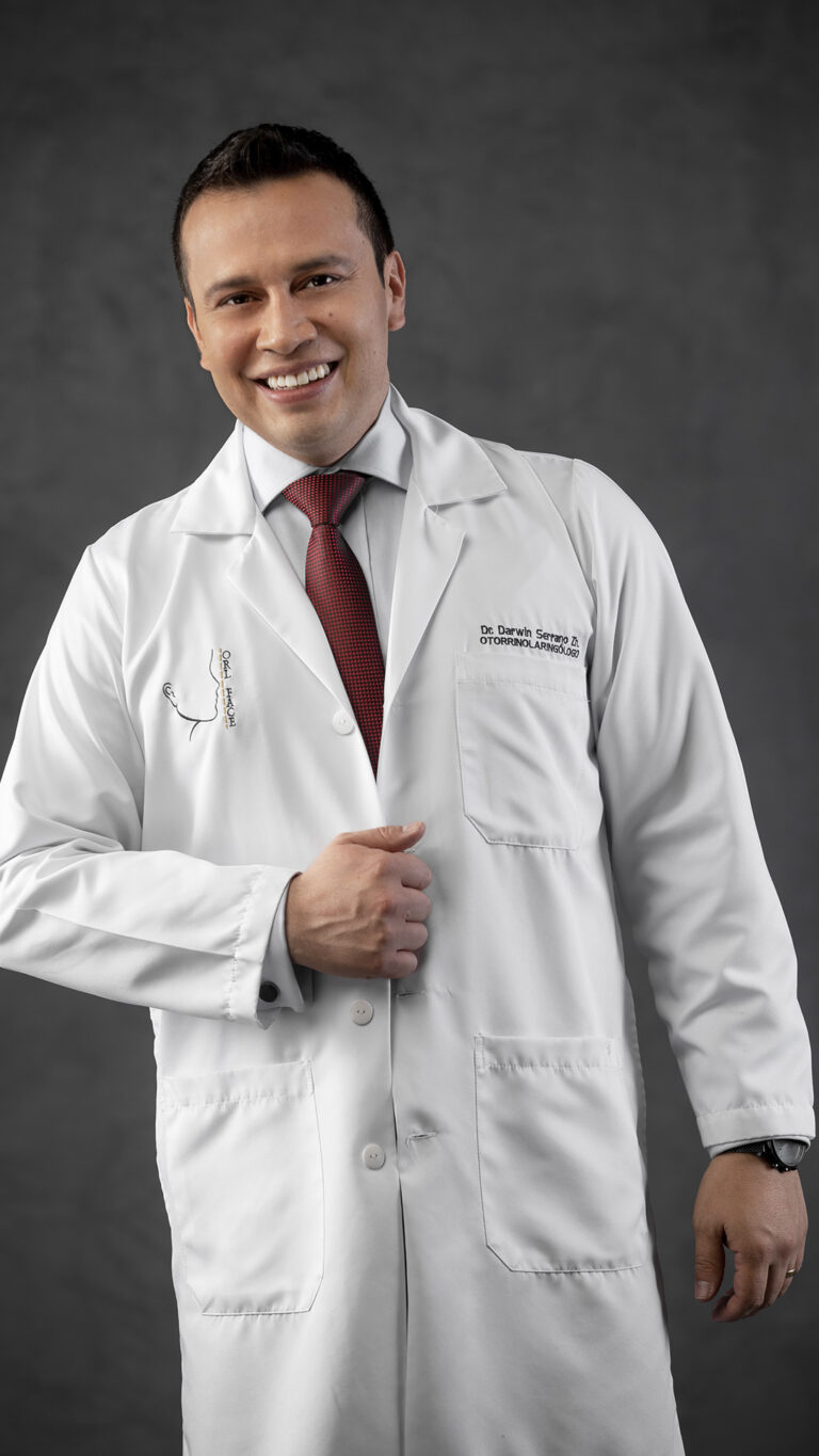 Dr. Darwin Serrano Zh. Dra. Carolina Tubay de S. OTORRINOLARINGÓLOGOS. otorrino Cirugía Estética y Funcional Nasal